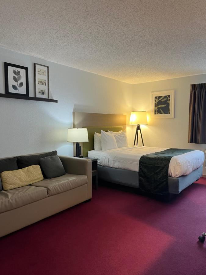 Pictured Rocks Inn And Suites Munising Exterior foto